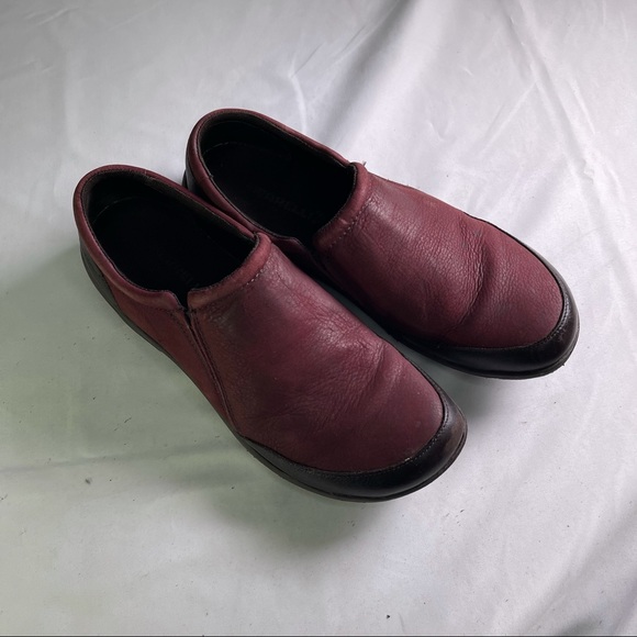 Merrell Shoes - Merrell Dassie Red/Espresso Moc Athletic Loafers